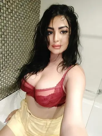 Sexy-varanasi-call-girls